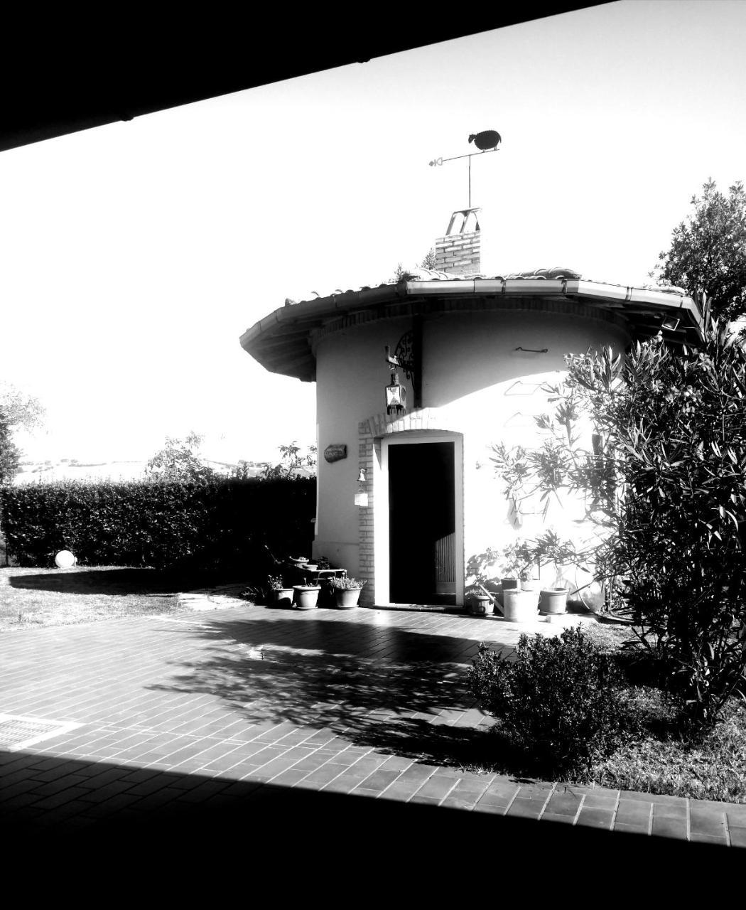 Country-House Pecora Nera ξενώνας Mosciano SantʼAngelo Εξωτερικό φωτογραφία